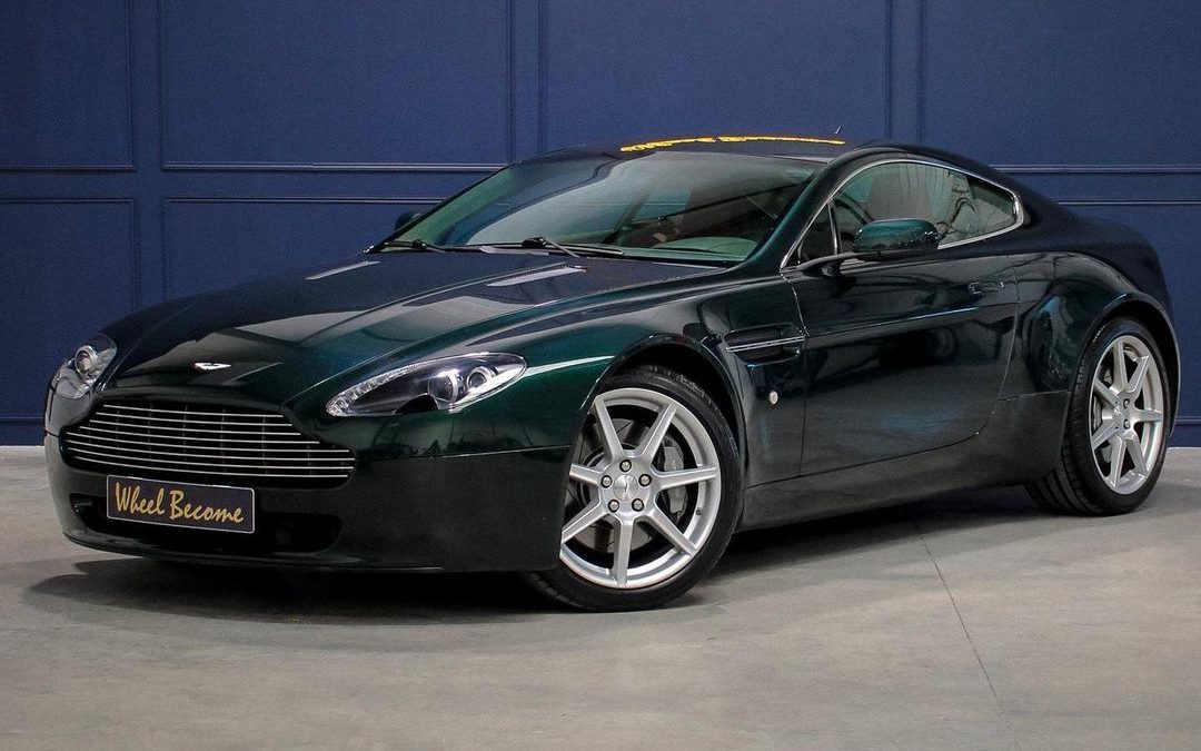 Aston Martin V8 Vantage : l&rsquo;essence de la performance britannique